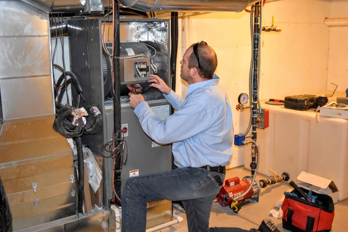 OM Heating & Cooling photo 2